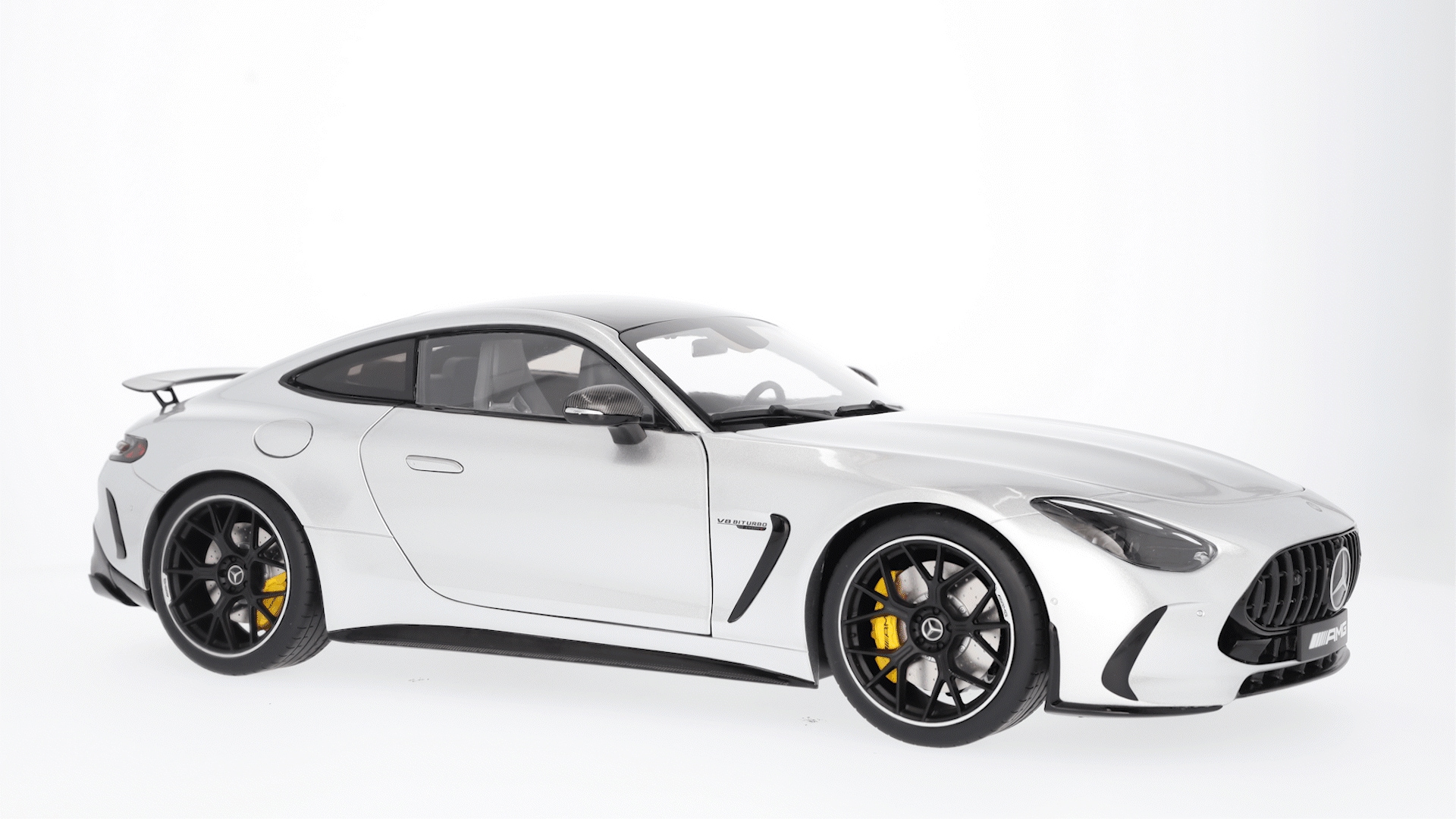 Mercedes-AMG GT 63 4MATIC+ - hightechzilver, NZG, 1:12