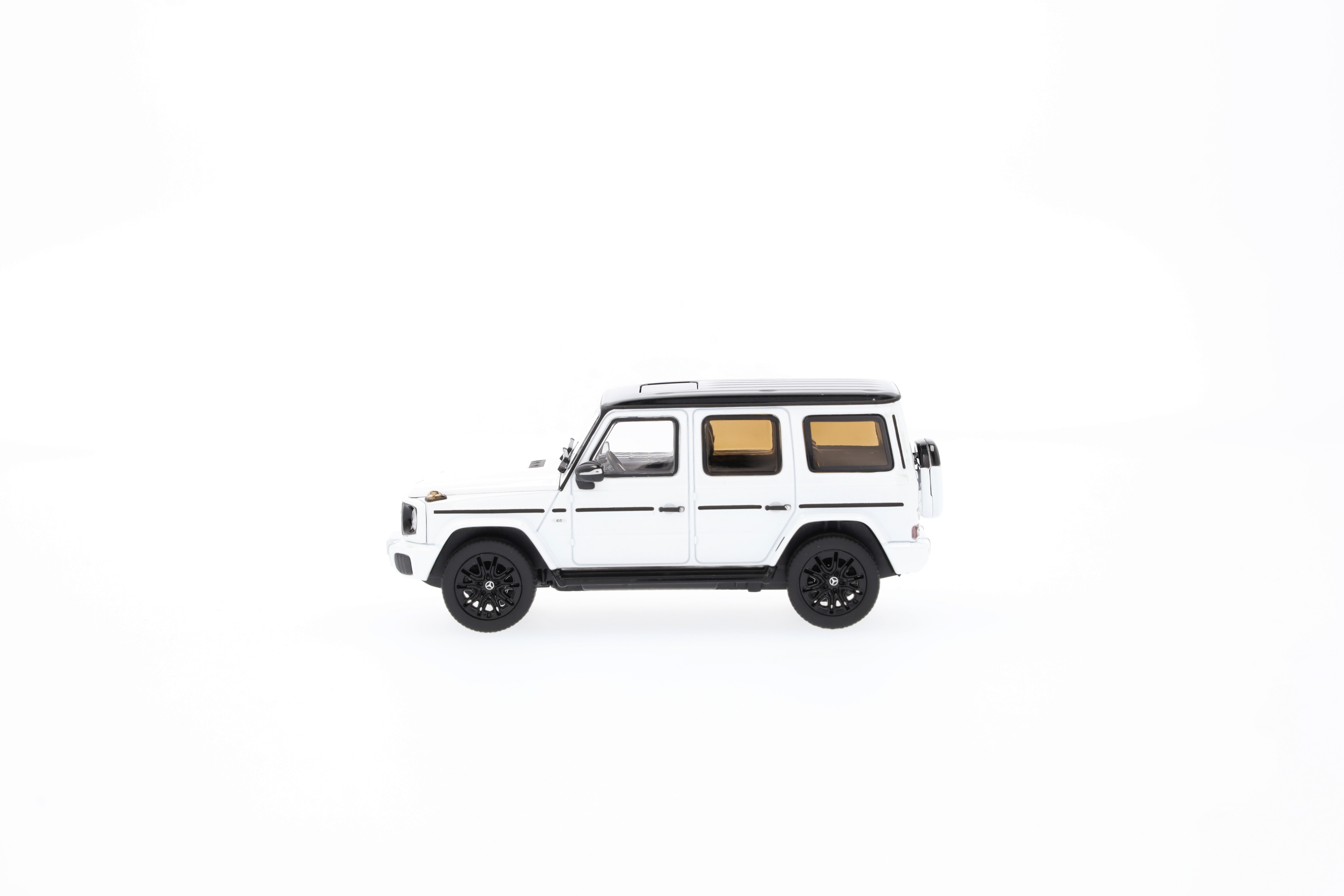 G 580 met EQ-technologie, Terreinwagen, AMG Line, N465 - MANUFAKTUR opalietwit bright, Norev, 1:43