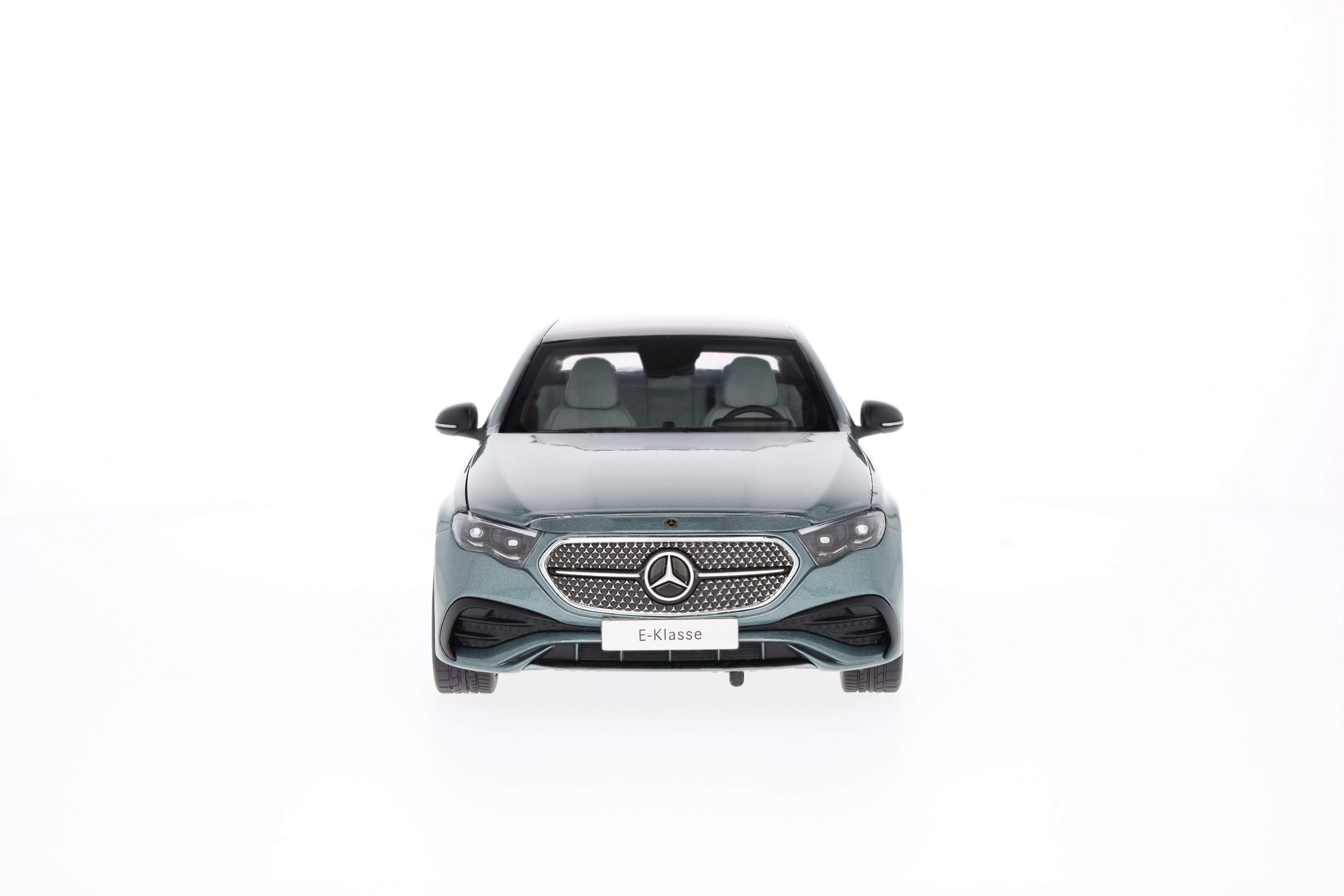 E-Klasse, Limousine, AMG Line, W214 - groenzilver, iScale, 1:18