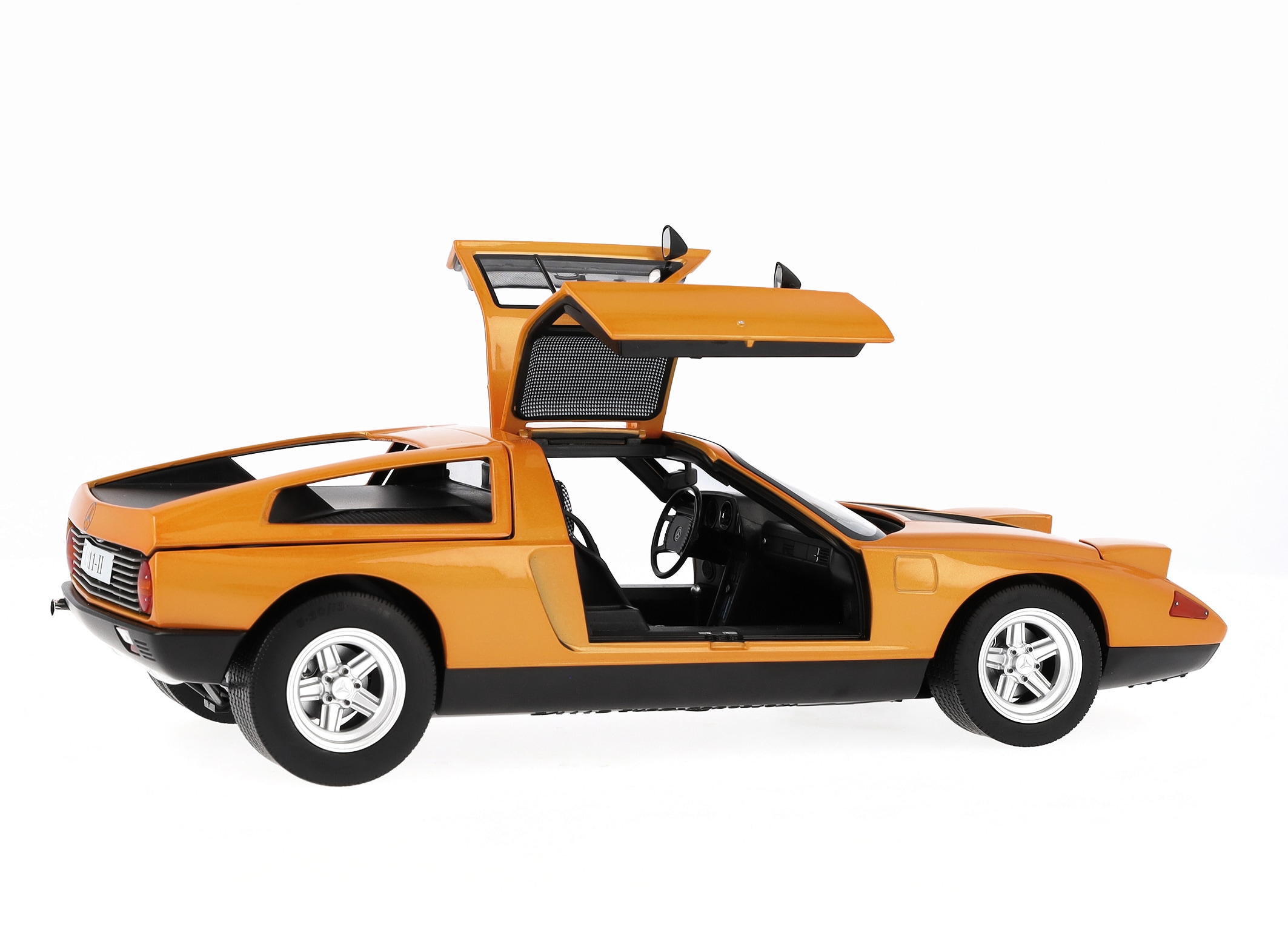 Experimenteel voertuig C 111 / II (1970) - witte herfst, Norev, 1:18