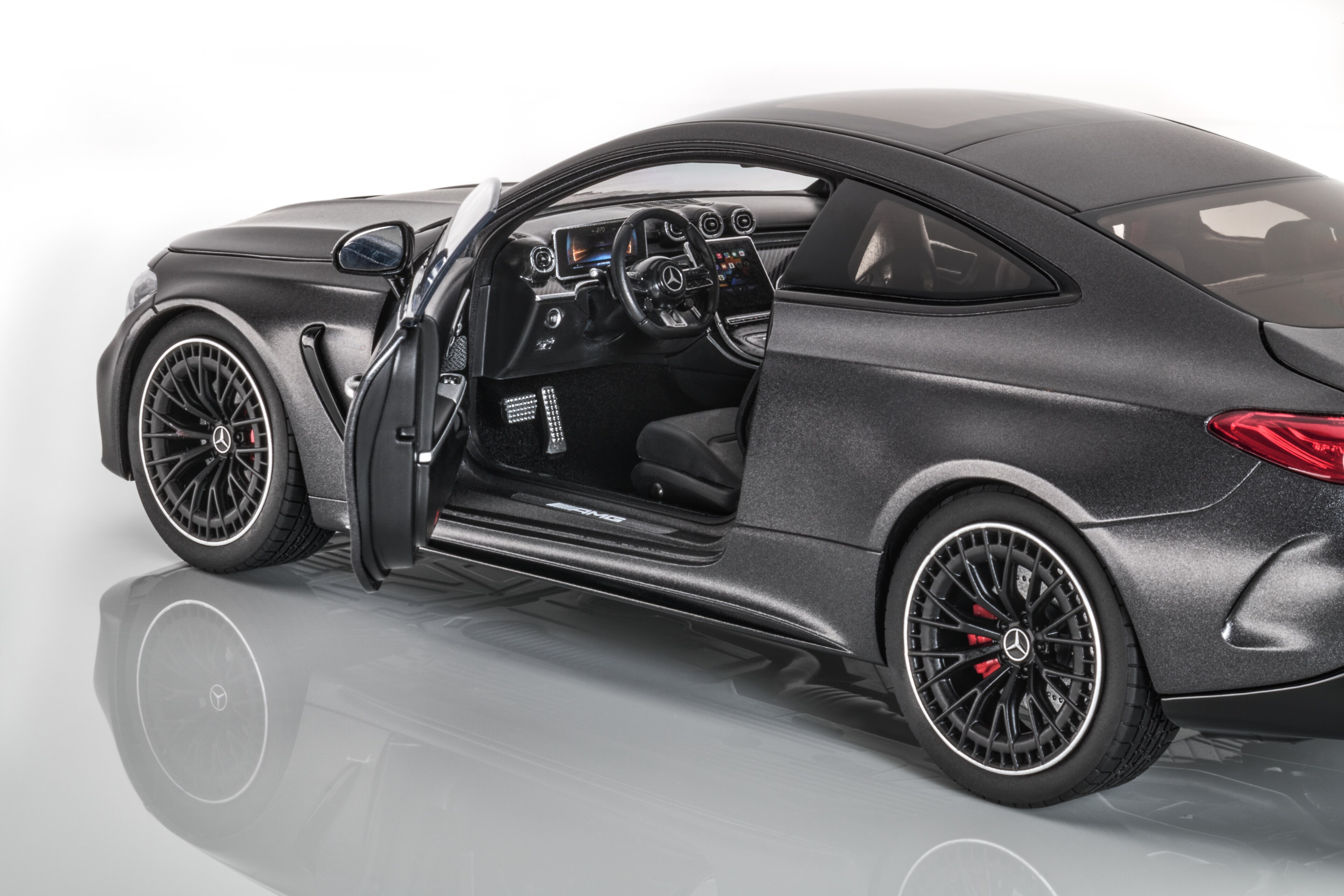 Mercedes-AMG CLE 53, Coupé, 4MATIC+, C236 - MANUFAKTUR gris graphite magno, NZG, 1:18
