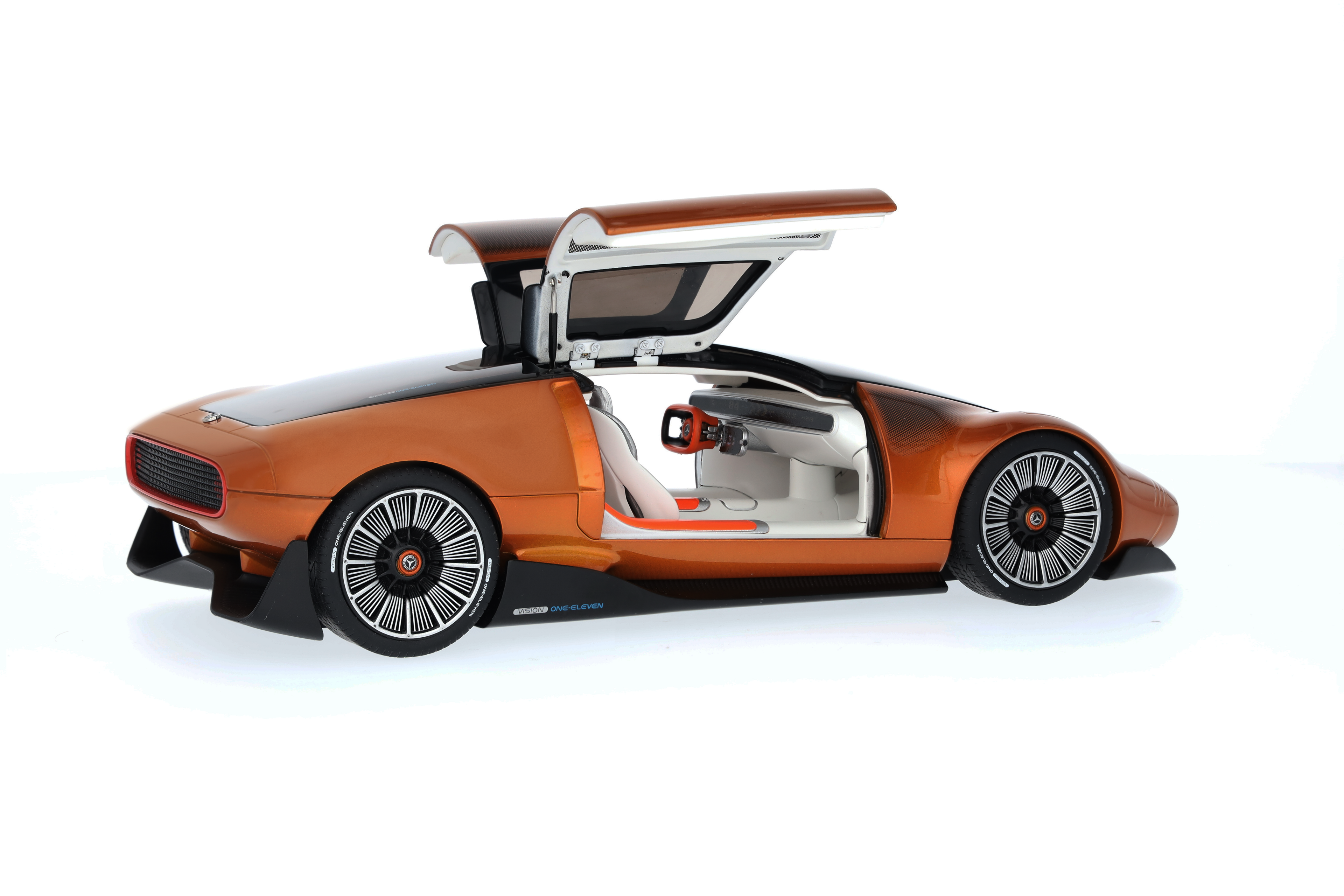 Vision One-Eleven, Showcar - oranje, NZG, 1:18