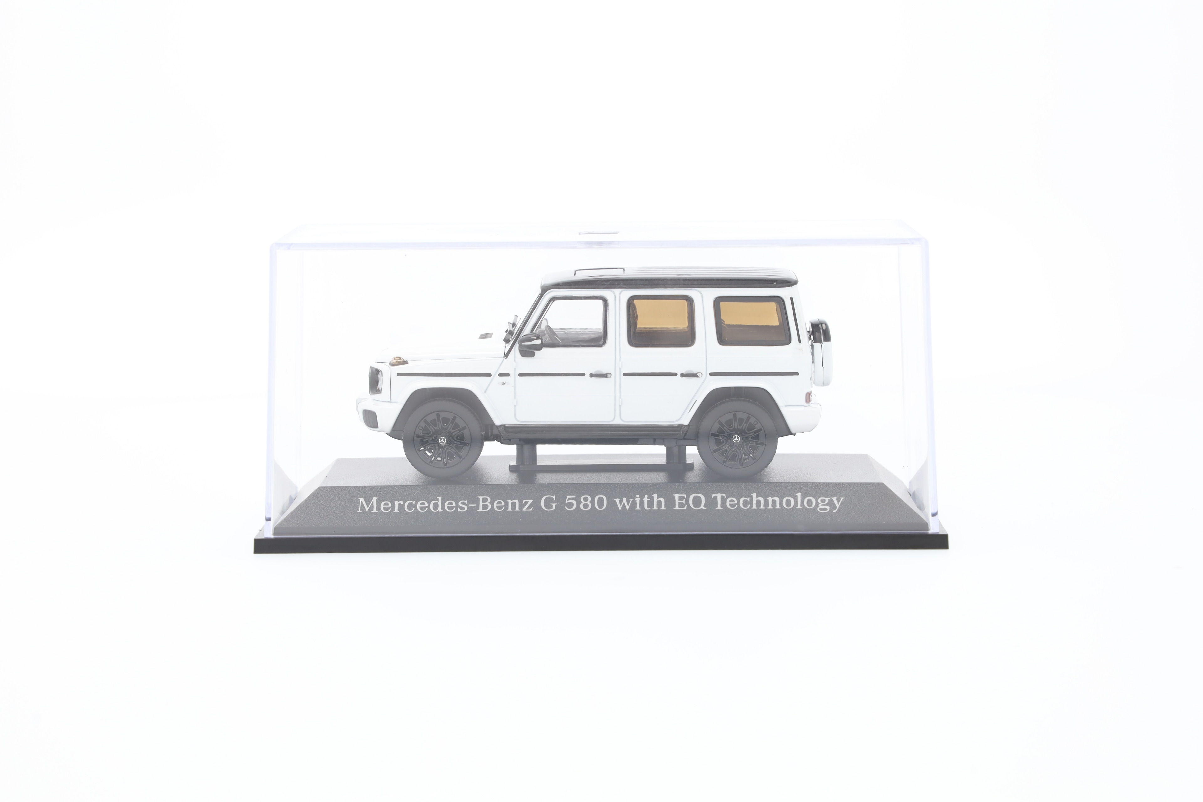 G 580 with EQ Technology, Geländewagen, AMG Line, N465 - MANUFAKTUR opalithweiß bright, Norev, 1:43