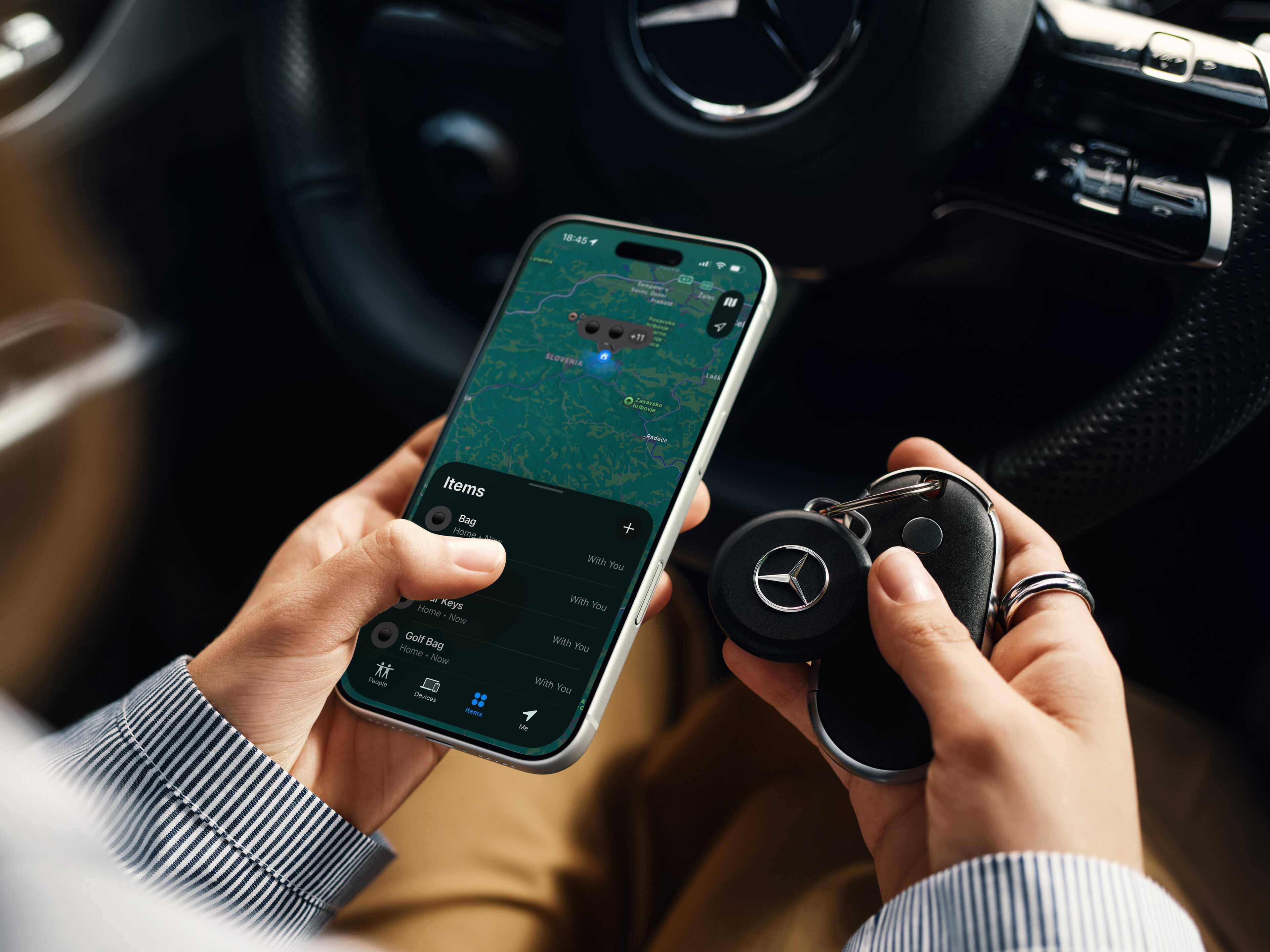 Mercedes-Benz, Chipolo loop tracking tag - zwart / zilverkleurig, kunststof, gegalvaniseerd