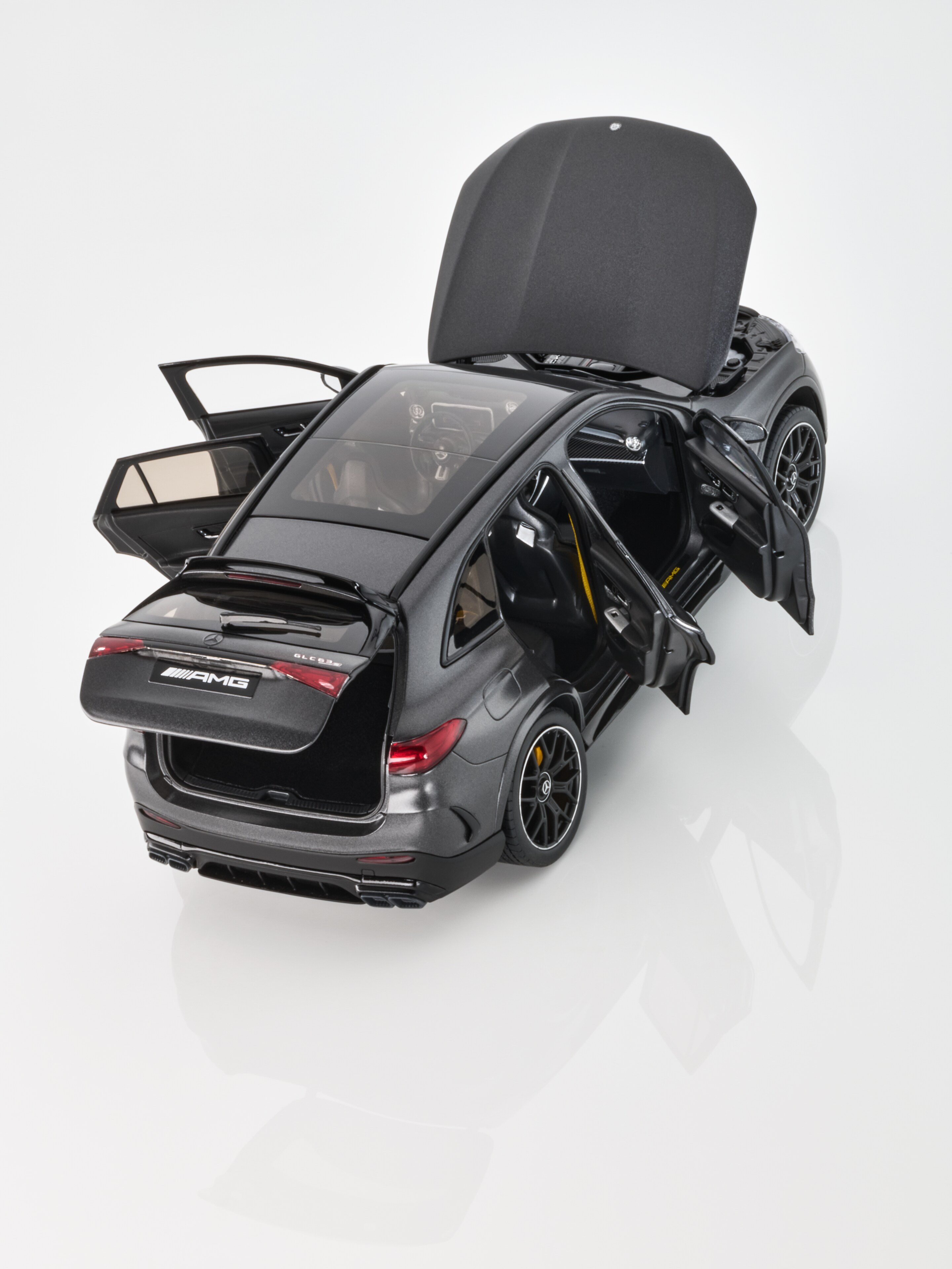 Mercedes-AMG GLC 63, S E PERFORMANCE, X254, edition #1 - MANUFAKTUR gris graphite magno, NZG, 1:18