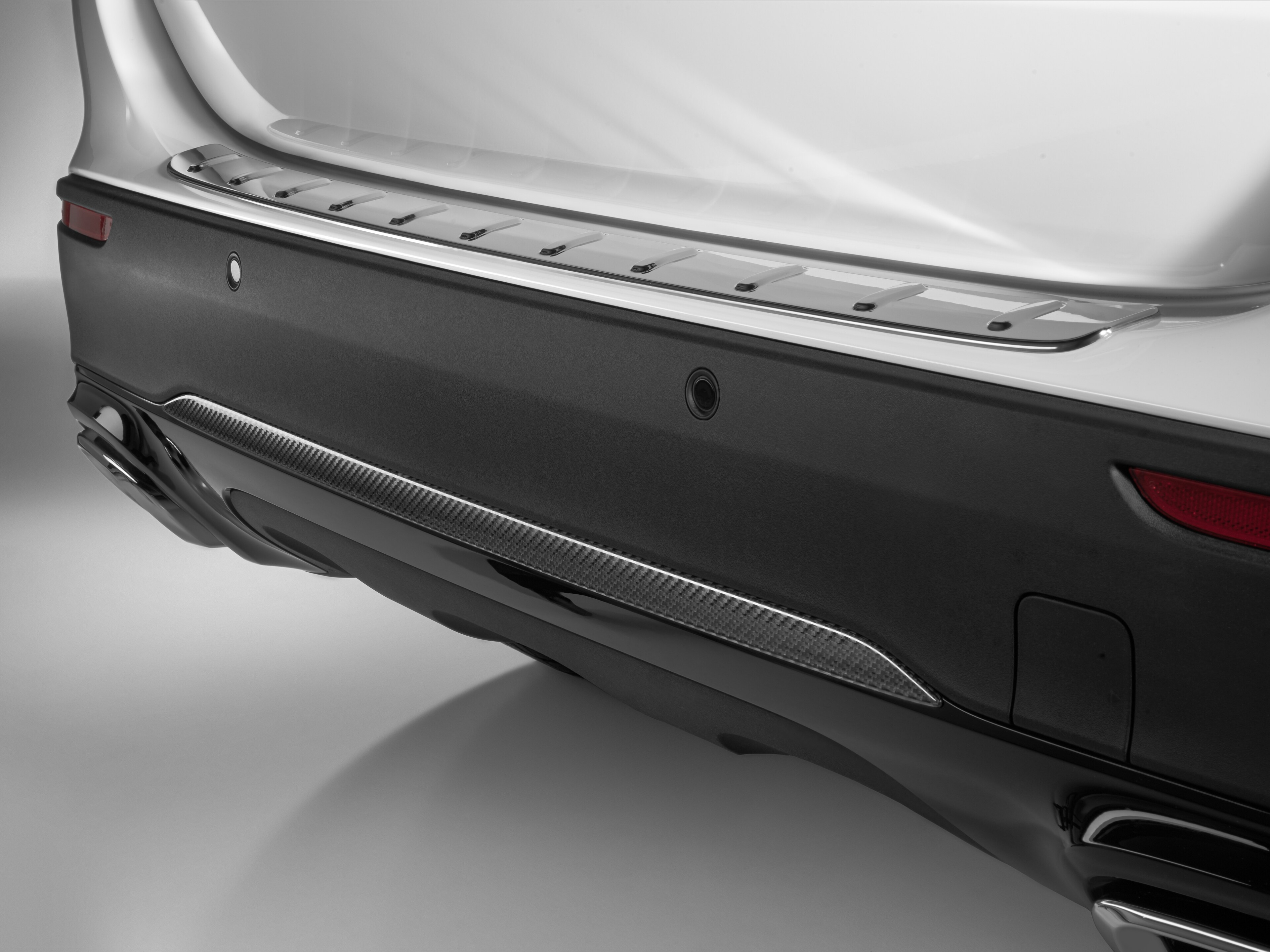 Achtersierlijst, Carbon style - carbonlook