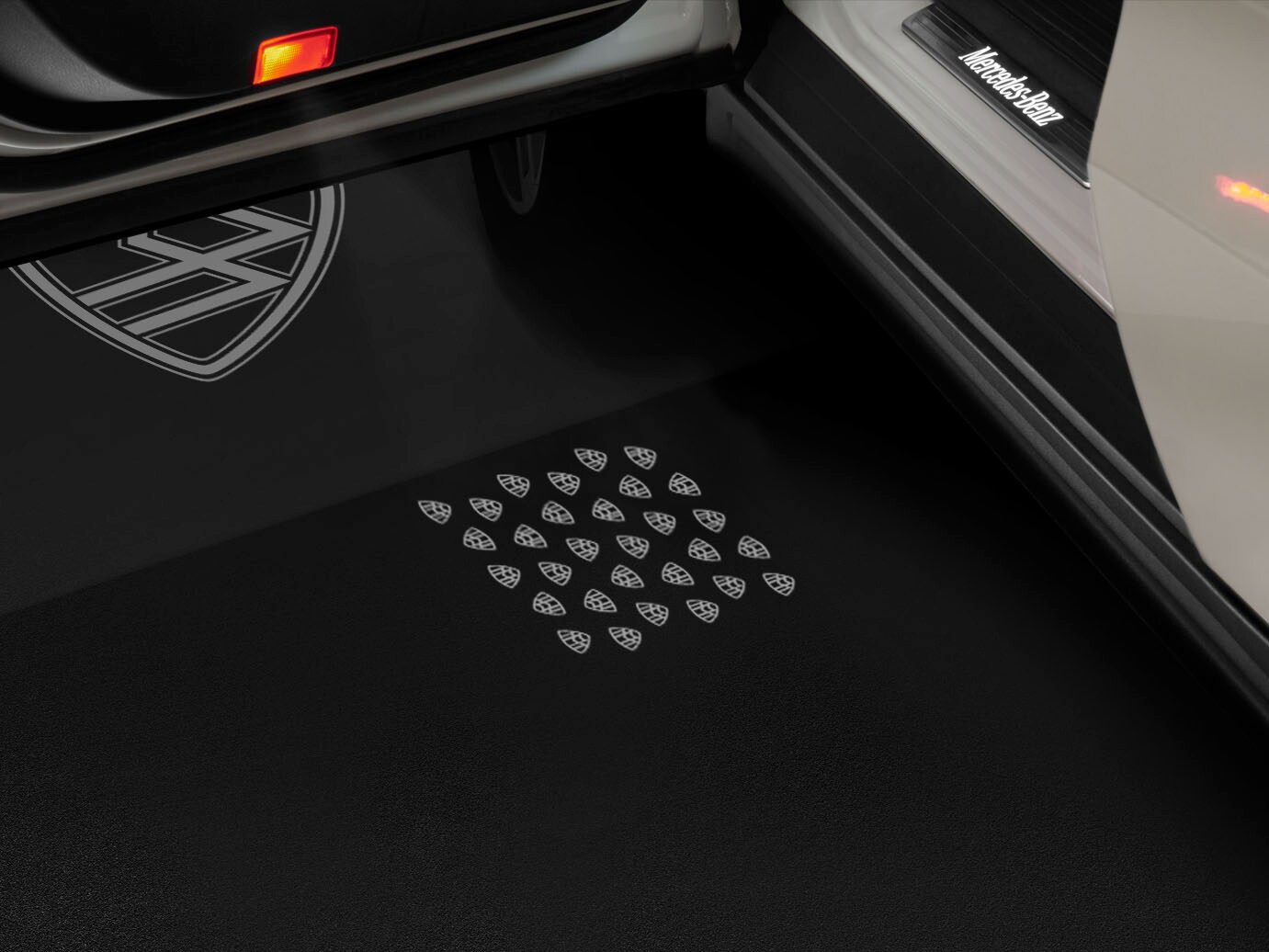 Lcd-projector, met geanimeerd Mercedes-Maybach pattern - 1 set